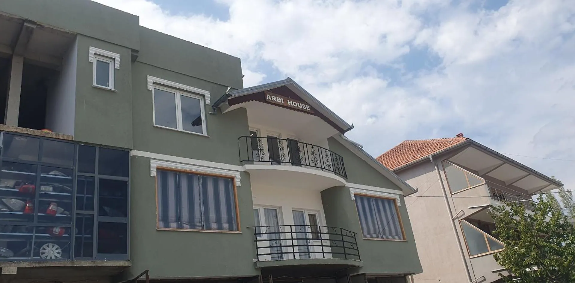 Apartment Arbi Guest House Kukes
