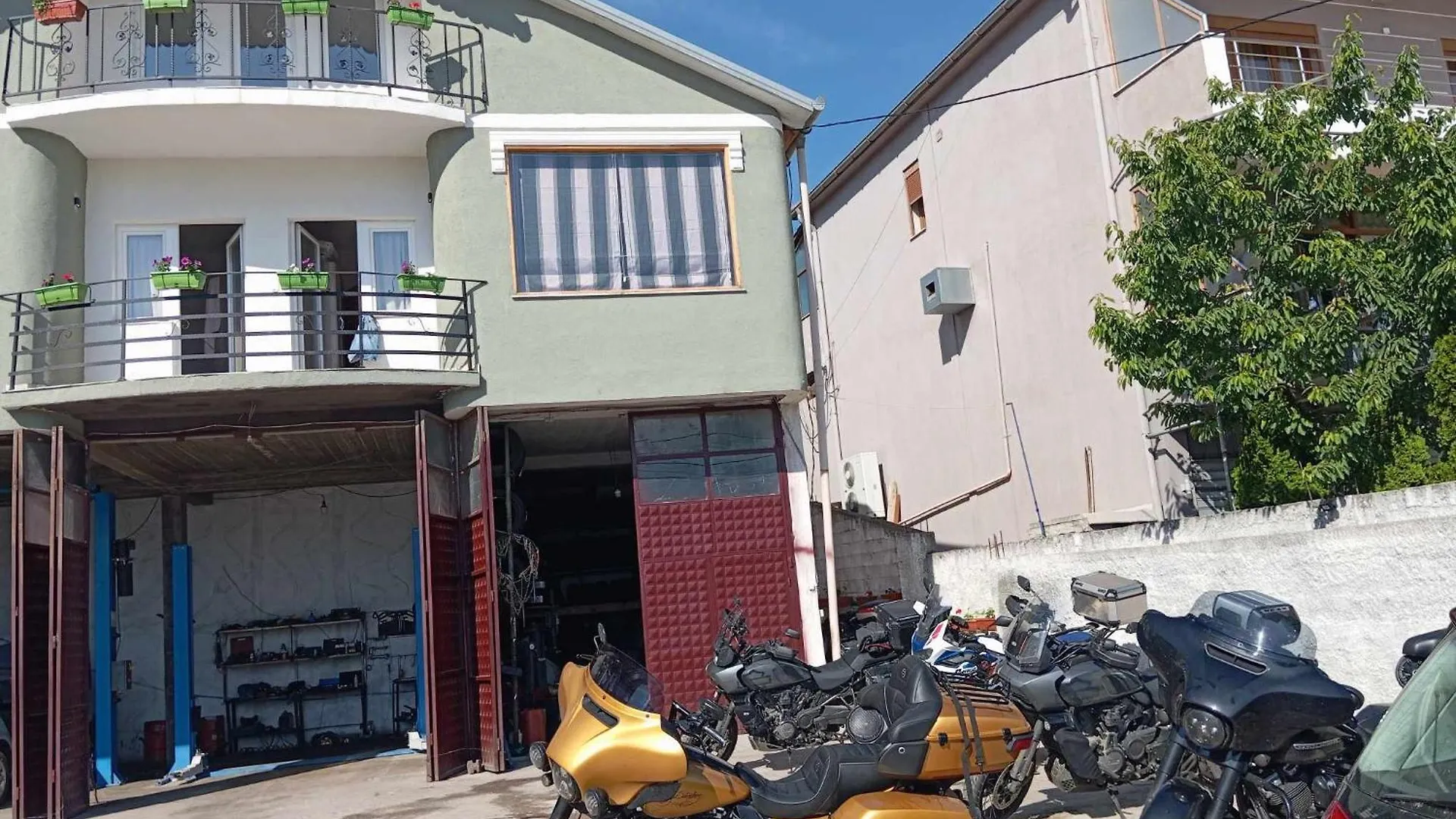 Apartament Arbi Guest House Kukes