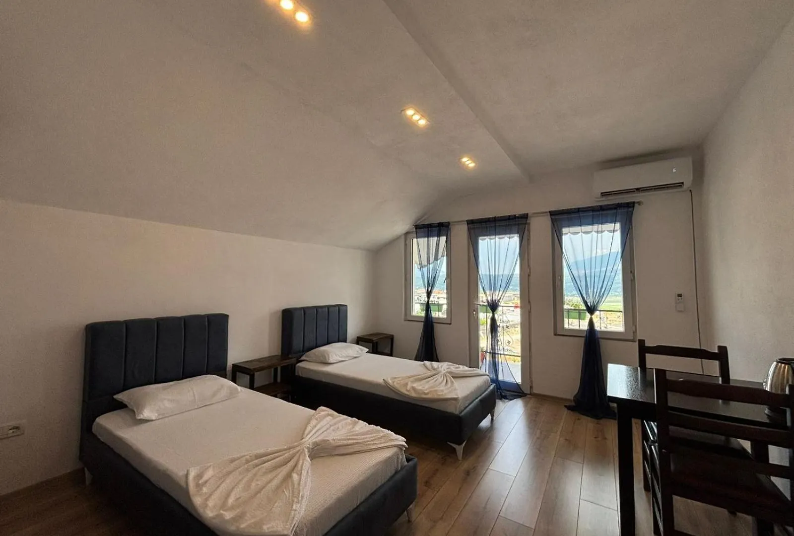 Arbi Guest House Kukes Apartament